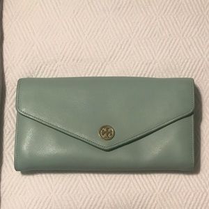 Tory Burch Travel Wallet
